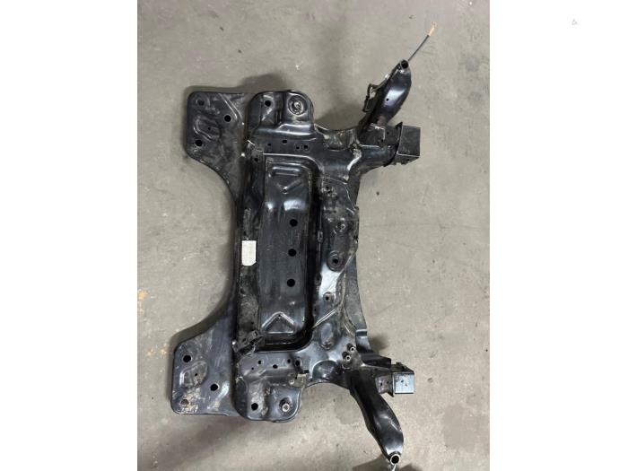 Gebruikte Subframe Volvo C40 Recharge (XK) Recharge Prijs € 300,00 Margeregeling aangeboden door De Witte Boerderij AutoMotive