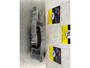 Gebruikte Motorsteun Volvo C40 Recharge (XK) Recharge Prijs € 20,00 Margeregeling aangeboden door De Witte Boerderij AutoMotive