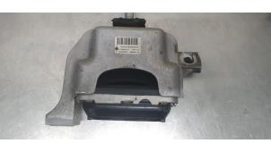 Gebruikte Motorrubber Mini Mini (R56) 1.6 16V Cooper Prijs € 15,00 Margeregeling aangeboden door De Witte Boerderij AutoMotive