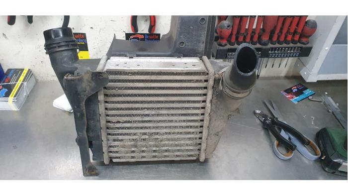 Gebruikte Intercooler Renault Wind Prijs € 35,00 Margeregeling aangeboden door De Witte Boerderij AutoMotive