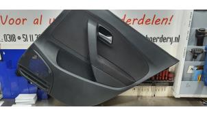 Gebruikte Portierbekleding 4Deurs rechts-achter Volkswagen Polo V (6R) 1.4 TDI 12V 90 Prijs € 25,00 Margeregeling aangeboden door De Witte Boerderij AutoMotive