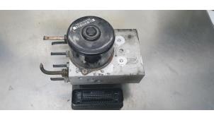 Gebruikte ABS Pomp Volvo V70 (SW) 2.4 T 20V Prijs € 125,00 Margeregeling aangeboden door De Witte Boerderij AutoMotive