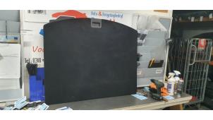 Gebruikte Vloerplaat bagageruimte Ford Kuga II (DM2) 1.5 EcoBoost 16V 150 Prijs € 50,00 Margeregeling aangeboden door De Witte Boerderij AutoMotive