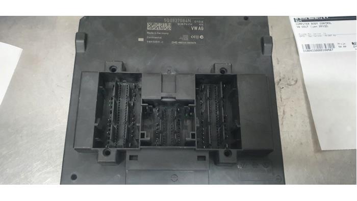 Computer Body Control van een Volkswagen Golf VII (AUA) 1.4 TSI 16V 2013