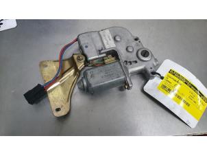 Gebruikte Schuifdak Motor Volkswagen Corrado Prijs € 50,00 Margeregeling aangeboden door De Witte Boerderij AutoMotive