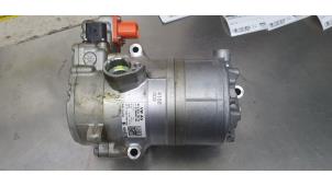 Gebruikte Pomp Airco Porsche Taycan (Y1A) 4S Performance Prijs € 605,00 Inclusief btw aangeboden door De Witte Boerderij AutoMotive