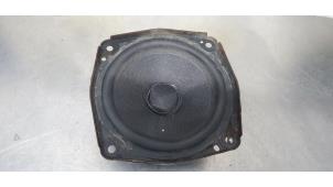 Gebruikte Speaker Porsche Taycan (Y1A) 4S Performance Prijs € 75,00 Margeregeling aangeboden door De Witte Boerderij AutoMotive
