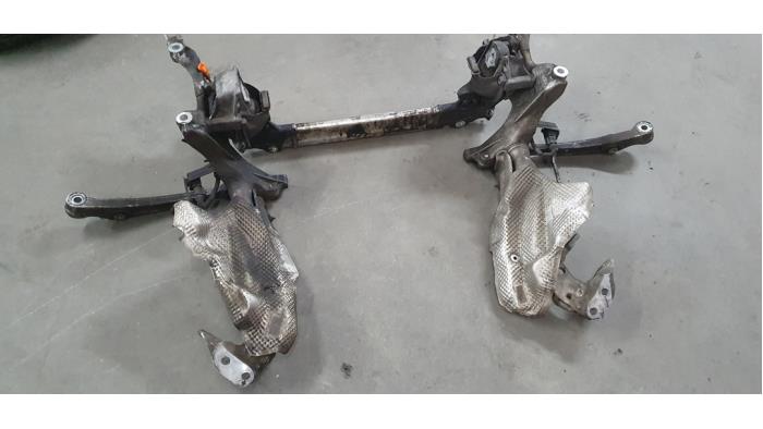 Gebruikte Subframe Porsche Macan (95B) 3.0 S Diesel V6 24V Prijs € 250,00 Margeregeling aangeboden door De Witte Boerderij AutoMotive