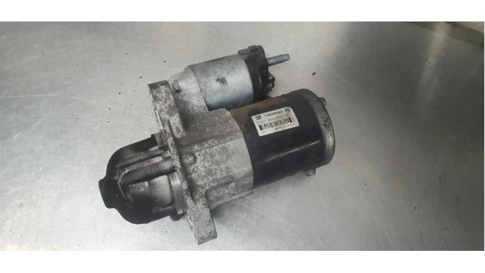 Gebruikte Startmotor Opel Karl 1.0 12V Prijs € 15,00 Margeregeling aangeboden door De Witte Boerderij AutoMotive