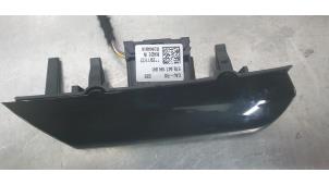 Gebruikte Dashboard deel Skoda Karoq 1.5 TSI 16V Prijs € 50,00 Margeregeling aangeboden door De Witte Boerderij AutoMotive