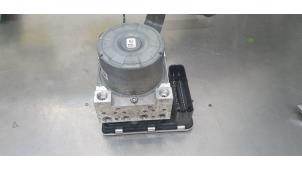 Gebruikte ABS Pomp Ford Fiesta 7 1.5 TDCi 85 Prijs € 150,00 Margeregeling aangeboden door De Witte Boerderij AutoMotive