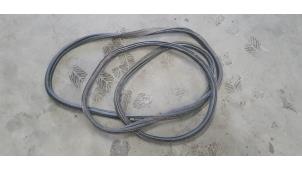 Gebruikte Achterkleprubber Ford Transit Custom 2.2 TDCi 16V Prijs op aanvraag aangeboden door De Witte Boerderij AutoMotive