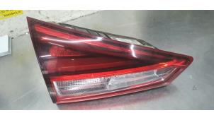 Gebruikte Achterlicht links Seat Arona (KJX) 1.0 TSI 12V Prijs € 75,00 Margeregeling aangeboden door De Witte Boerderij AutoMotive