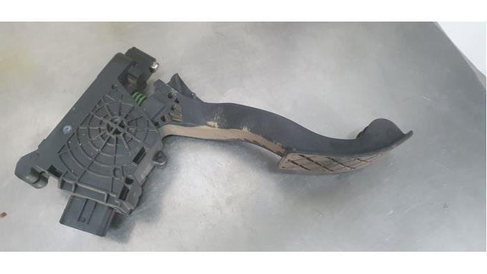 Gebruikte Sensor Gaspedaalpositie Seat Arona (KJX) 1.0 TSI 12V Prijs € 10,00 Margeregeling aangeboden door De Witte Boerderij AutoMotive