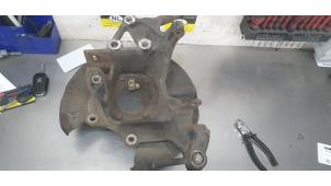 Gebruikte Fusee links-achter Ford Kuga II (DM2) 1.5 EcoBoost 16V 150 Prijs € 100,00 Margeregeling aangeboden door De Witte Boerderij AutoMotive