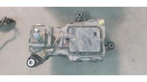 Gebruikte Adblue tank Peugeot Partner (GC/GF/GG/GJ/GK) 1.6 BlueHDi 100 Prijs € 250,00 Margeregeling aangeboden door De Witte Boerderij AutoMotive