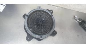 Gebruikte Luidspreker Peugeot 208 II (UB/UH/UP) 1.2 Vti 12V PureTech 130 Prijs € 15,00 Margeregeling aangeboden door De Witte Boerderij AutoMotive