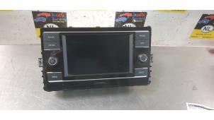Gebruikte Navigatie Display Volkswagen Polo VI (AW1) 1.0 TSI 12V Prijs € 500,00 Margeregeling aangeboden door De Witte Boerderij AutoMotive