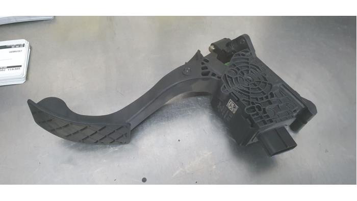 Gebruikte Gaspedaalpositie Sensor Volkswagen Polo VI (AW1) 1.0 TSI 12V Prijs € 10,00 Margeregeling aangeboden door De Witte Boerderij AutoMotive