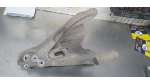 Gebruikte Motorsteun Volkswagen Transporter T6 2.0 TDI 150 Prijs € 35,00 Margeregeling aangeboden door De Witte Boerderij AutoMotive