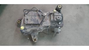 Gebruikte Adblue tank Opel Combo Cargo 1.5 CDTI 100 Prijs € 250,00 Margeregeling aangeboden door De Witte Boerderij AutoMotive