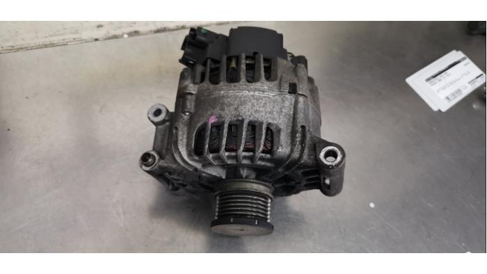 Gebruikte Dynamo Peugeot 3008 I (0U/HU) 1.6 16V THP 155 Prijs € 45,00 Margeregeling aangeboden door De Witte Boerderij AutoMotive