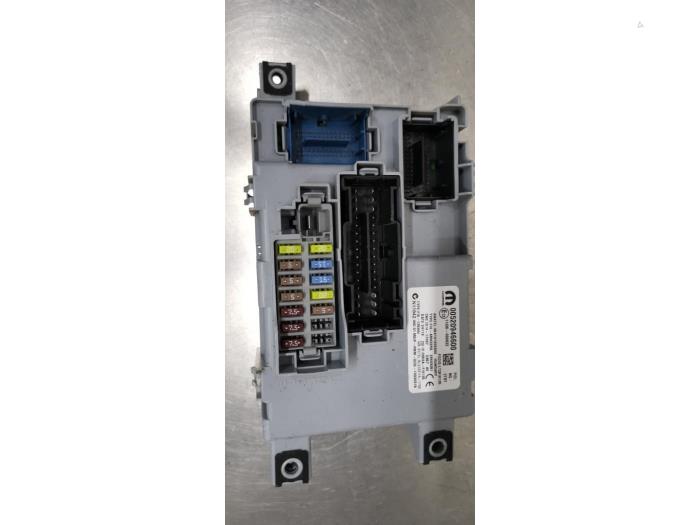 Gebruikte Computer Body Control Fiat Doblo Cargo (263) 1.6 D Multijet Prijs € 145,00 Margeregeling aangeboden door De Witte Boerderij AutoMotive