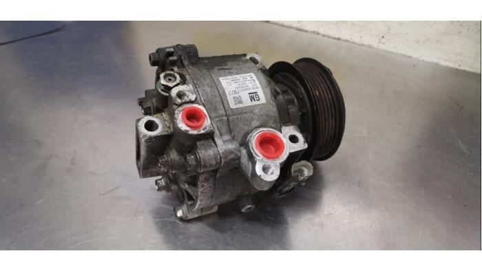 Aircopomp van een Opel Mokka/Mokka X 1.4 Turbo 16V 4x2 2015