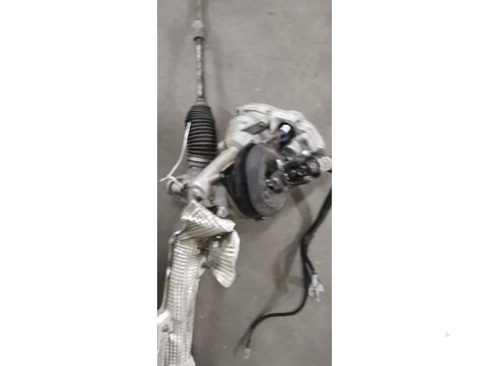 Stuurhuis Bekrachtigd van een Peugeot 208 II (UB/UH/UP) 1.2 Vti 12V PureTech 130 2021