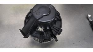 Gebruikte Chaufage Ventilatiemotor Mercedes Sprinter 3,5t (906.73) 314 CDI 16V Prijs € 45,00 Margeregeling aangeboden door De Witte Boerderij AutoMotive