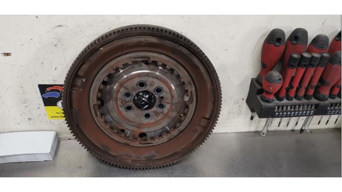 Gebruikte Vliegwiel Volkswagen Golf VII (AUA) 1.4 TSI 16V Prijs € 200,00 Margeregeling aangeboden door De Witte Boerderij AutoMotive