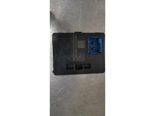 Gebruikte Computer Koeling Peugeot 208 II (UB/UH/UP) 1.2 Vti 12V PureTech 130 Prijs € 35,00 Margeregeling aangeboden door De Witte Boerderij AutoMotive