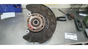 Gebruikte Fusee links-voor Volkswagen Golf VII (AUA) 1.4 GTE 16V Prijs € 95,00 Margeregeling aangeboden door De Witte Boerderij AutoMotive