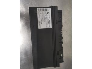 Gebruikte Comfort Module BMW 5 serie (E60) 530i 24V Prijs € 50,00 Margeregeling aangeboden door De Witte Boerderij AutoMotive