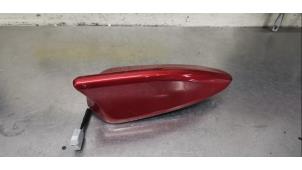 Gebruikte Antenne Mazda 3 (BM/BN) 2.0 SkyActiv-G 120 16V Prijs € 45,00 Margeregeling aangeboden door De Witte Boerderij AutoMotive