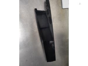 Gebruikte Deurlijst Mercedes A (W176) 1.6 A-180 16V Prijs € 15,00 Margeregeling aangeboden door De Witte Boerderij AutoMotive