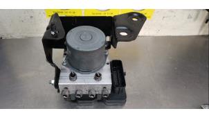 Gebruikte ABS Pomp Volkswagen Transporter T6 2.0 TDI 150 Prijs € 659,45 Inclusief btw aangeboden door De Witte Boerderij AutoMotive