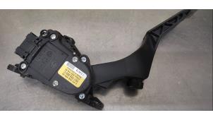 Gebruikte Sensor Gaspedaalpositie Volkswagen Transporter T6 2.0 TDI 150 Prijs € 10,00 Margeregeling aangeboden door De Witte Boerderij AutoMotive