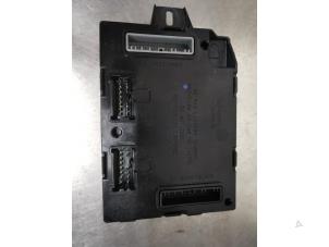 Gebruikte Comfort Module Renault Trafic (1FL/2FL/3FL/4FL) 1.6 dCi Twin Turbo Prijs € 50,00 Margeregeling aangeboden door De Witte Boerderij AutoMotive