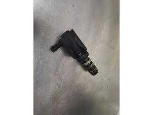 Gebruikte Nokkenas Verstelling Mercedes Sprinter 3,5t (907.6/910.6) 315 CDI 2.0 D RWD Prijs € 15,00 Margeregeling aangeboden door De Witte Boerderij AutoMotive