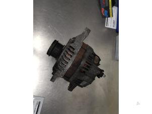 Gebruikte Dynamo Mitsubishi Outlander (CW) 2.4 16V Mivec 4x2 Prijs € 25,00 Margeregeling aangeboden door De Witte Boerderij AutoMotive