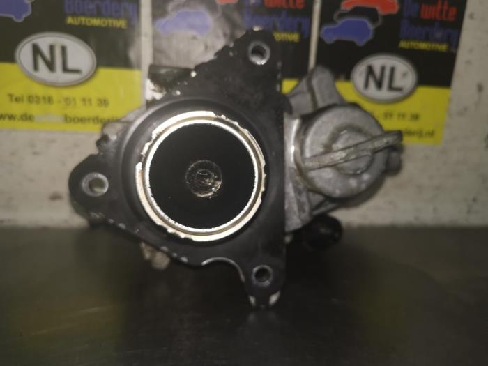 Gebruikte Uitlaat gasklep (EGR) Audi Q2 (GAB/GAG) 1.6 30 TDI 16V Prijs € 25,00 Margeregeling aangeboden door De Witte Boerderij AutoMotive