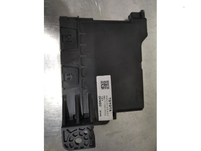 Gebruikte Koeling Module Toyota Yaris III (P13) 1.5 16V Hybrid Prijs € 75,00 Margeregeling aangeboden door De Witte Boerderij AutoMotive