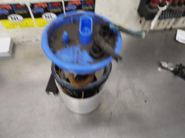 Gebruikte Tank element Pomp Seat Ibiza IV (6J5) 1.4 TSI 16V FR Prijs € 15,00 Margeregeling aangeboden door De Witte Boerderij AutoMotive