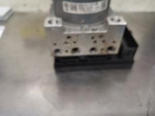 Gebruikte ABS Pomp Volkswagen Golf VII (AUA) 1.4 GTE 16V Prijs € 35,00 Margeregeling aangeboden door De Witte Boerderij AutoMotive