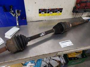 Gebruikte Steekas rechts-voor Mercedes Vito (447.6) 1.6 111 CDI 16V Prijs € 125,00 Margeregeling aangeboden door De Witte Boerderij AutoMotive