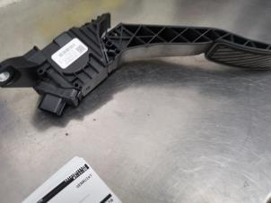 Gebruikte Gaspedaalpositie Sensor Ford Puma Prijs € 10,00 Margeregeling aangeboden door De Witte Boerderij AutoMotive