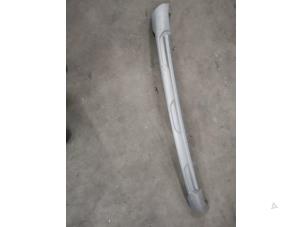 Gebruikte Spoiler voorbumper Dacia Jogger 1.0 TCe 100 Bi-Fuel , ECO-G 12V Prijs € 50,00 Margeregeling aangeboden door De Witte Boerderij AutoMotive