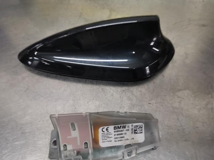 Gebruikte Antenne BMW 1 serie (F20) 116i 1.5 12V Prijs € 20,00 Margeregeling aangeboden door De Witte Boerderij AutoMotive