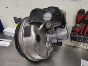 Gebruikte Rembooster Audi S4 Avant (B9) 3.0 TFSI V6 24V Prijs € 45,00 Margeregeling aangeboden door De Witte Boerderij AutoMotive